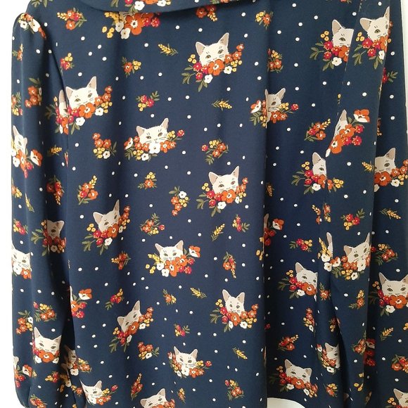 Princess Highway size 12 cats and flowers long-sleeved top - Picture 3 of 3